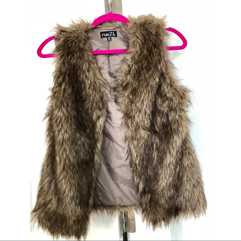 Fur vest